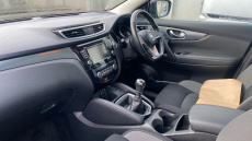 Nissan Qashqai 1.3 DiG-T N-Connecta 5dr Petrol Hatchback